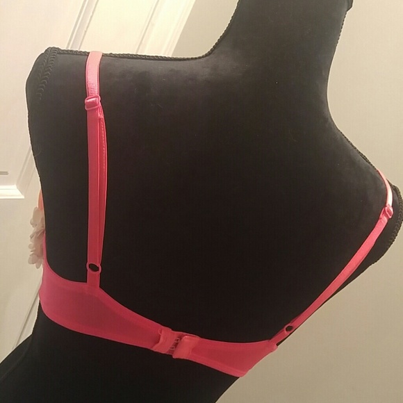 Rave Bra - Picture 3 of 3